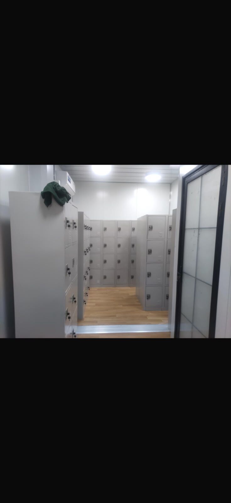 Changing room fitted with personal lockers